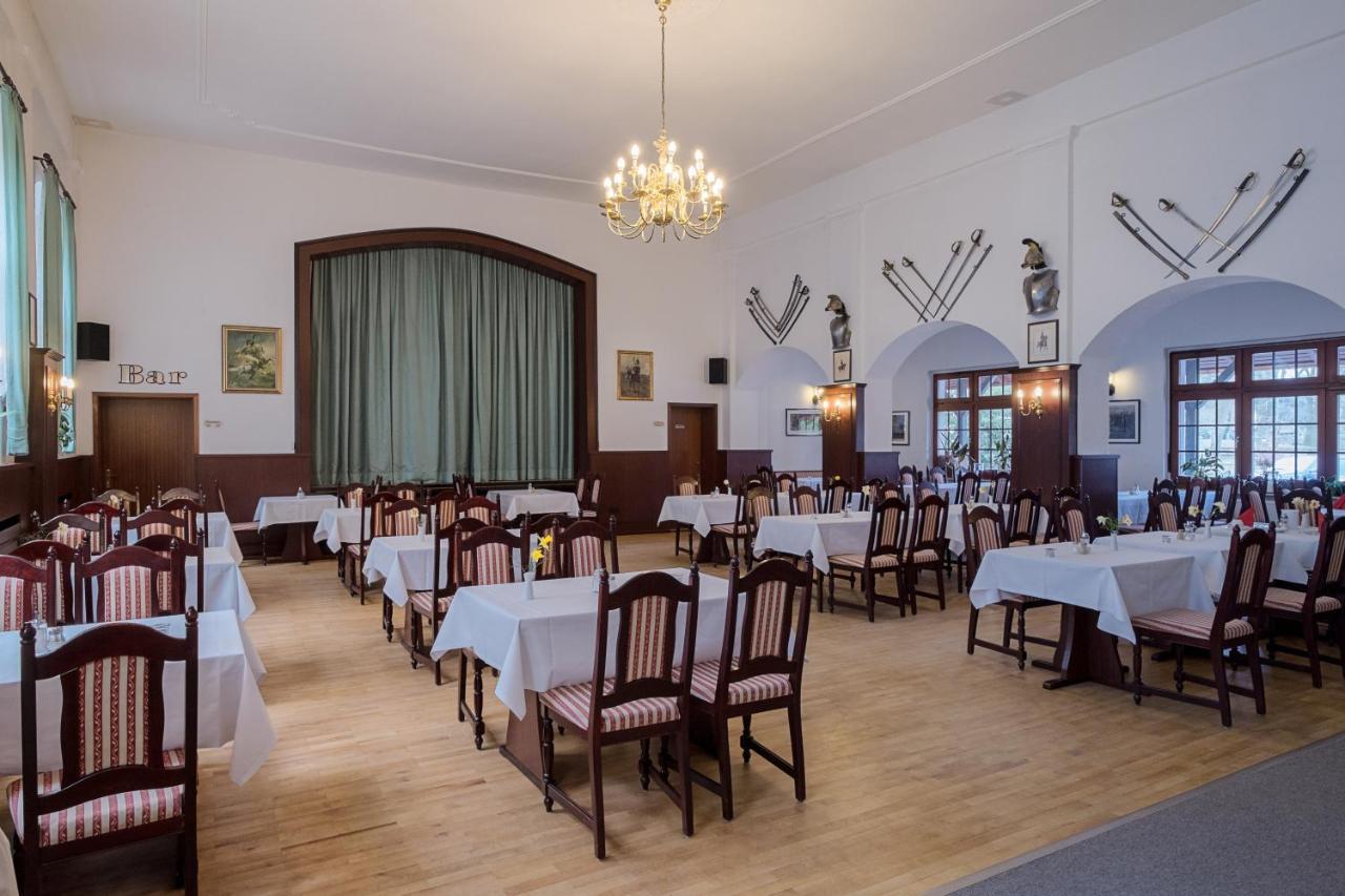 Hotel & Restaurant Lindengarten Lübben Екстериор снимка